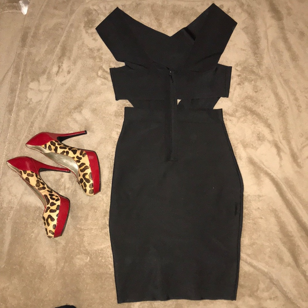 Akira Bandage Dress. Super tight !